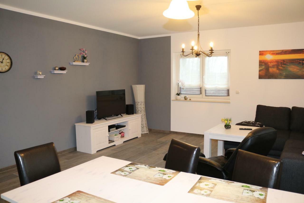 Ferienhaus Bastorf Buitenkant foto